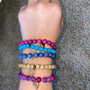 5 bed charm bracelets